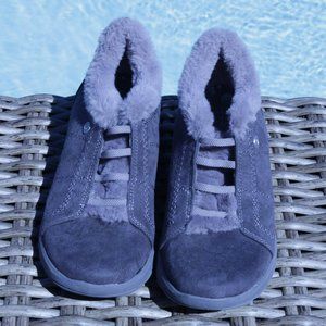 Bzees Golden Walking Shoes Gray Faux Fur Lined Bootie